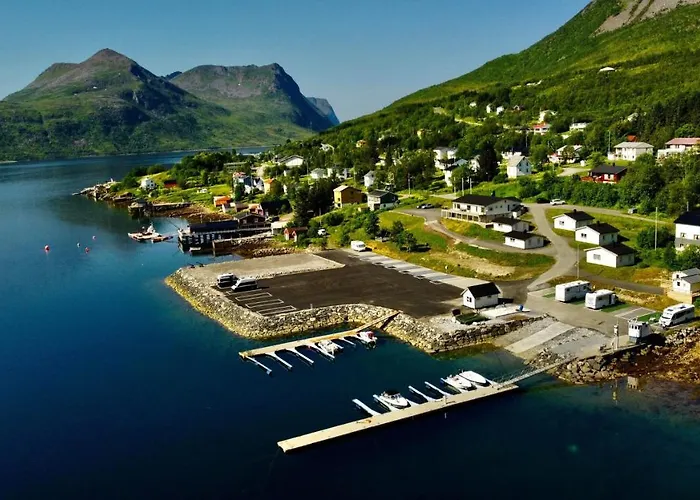Parque de Campismo Senja Fjordcamp