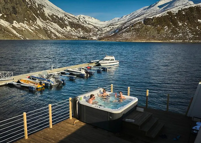 Senja Fjordcamp Campeggio